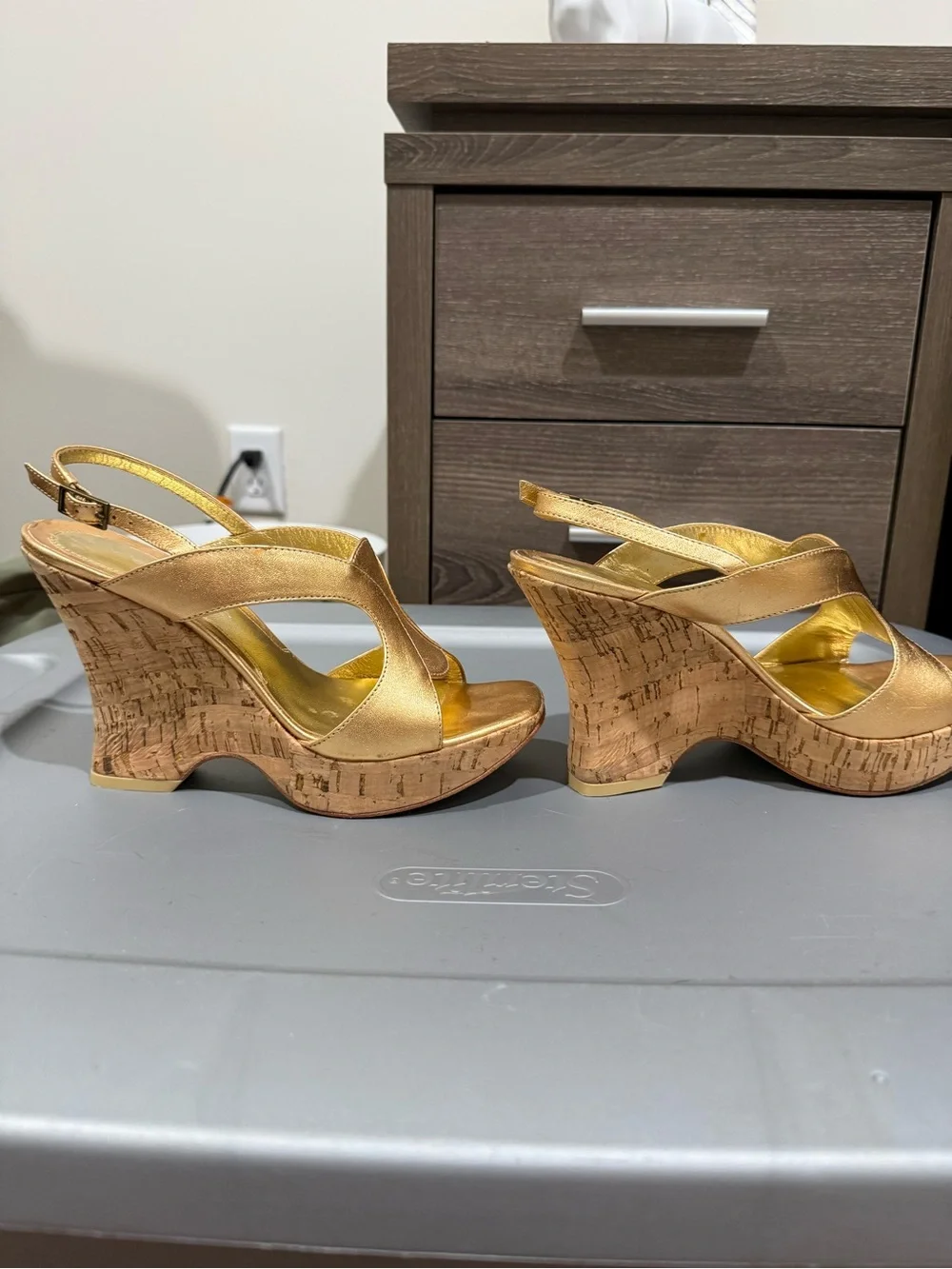 Via Spiga Gold Leather Women's Slingback platform strappy wedge Sandals 6.5